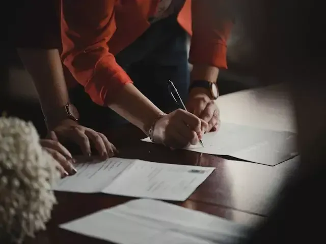 Relatiebeding: wat het is en hoe je het opstelt